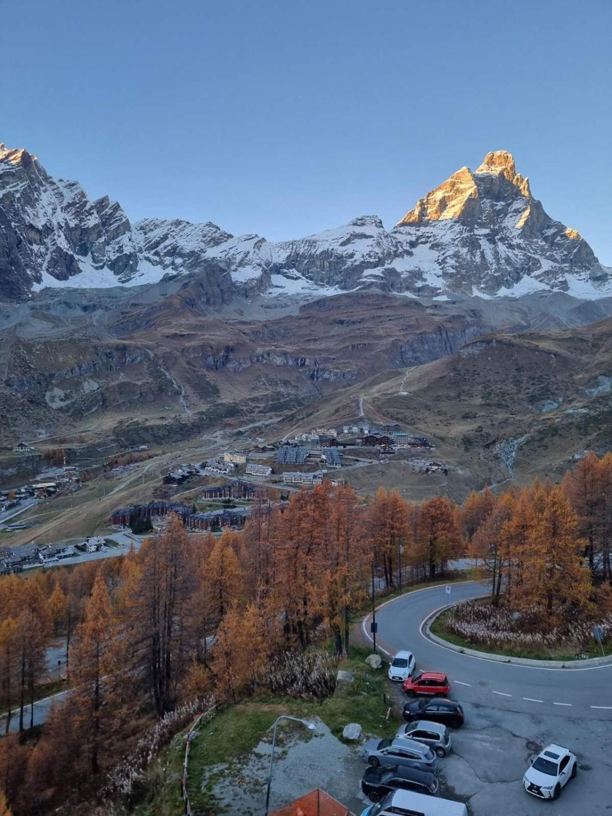 Erikzang - Cervinia Ski In Ski Out Apartments ブレウイル・チェルヴィナイア エクステリア 写真
