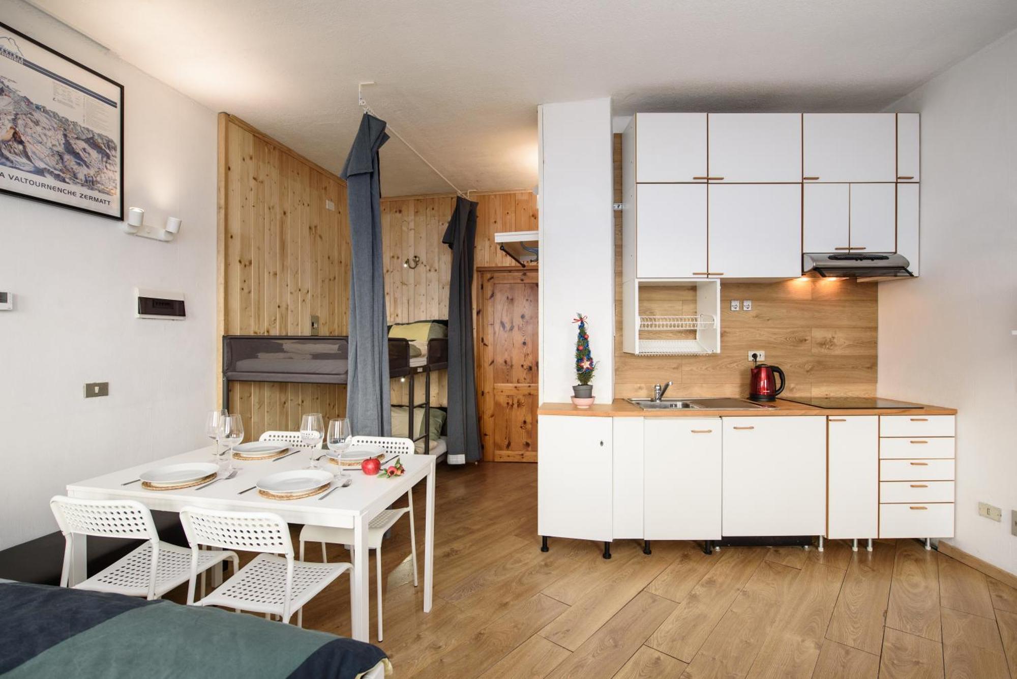 Erikzang - Cervinia Ski In Ski Out Apartments ブレウイル・チェルヴィナイア エクステリア 写真