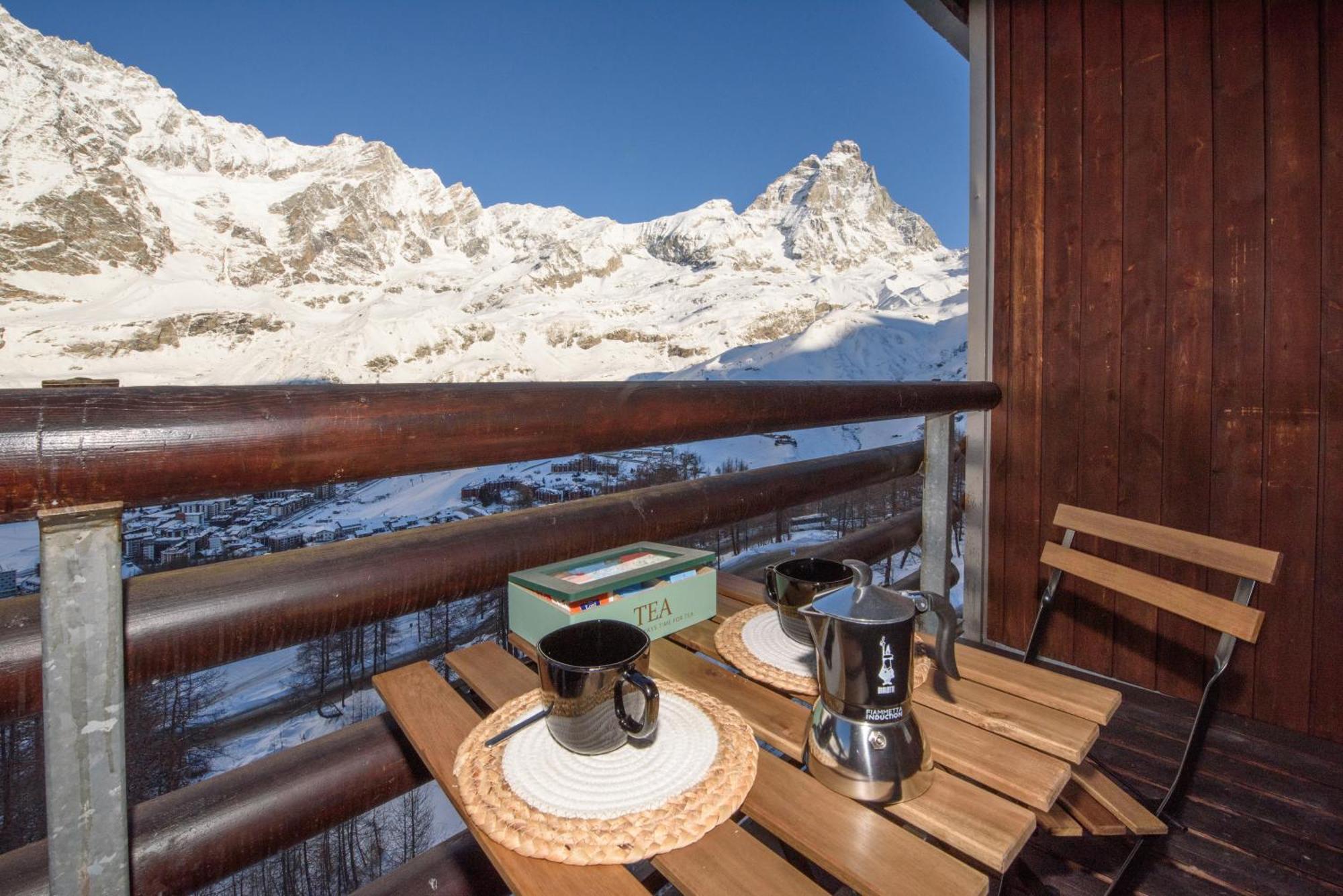Erikzang - Cervinia Ski In Ski Out Apartments ブレウイル・チェルヴィナイア エクステリア 写真